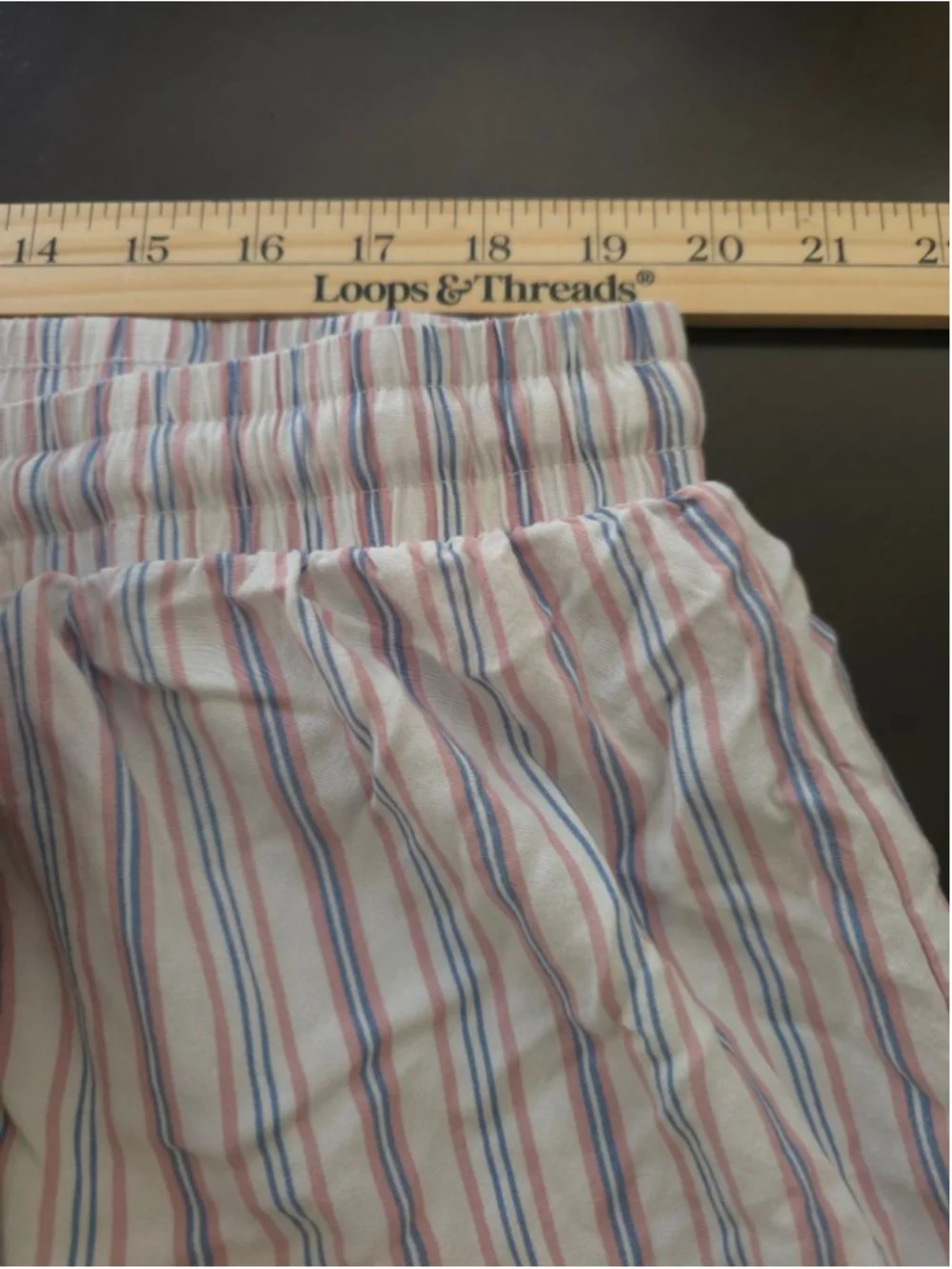 PREMISE WOMAN measurements photos